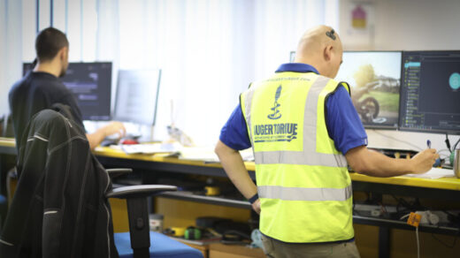 OUTSTANDING SERVICE & TECHNICAL SUPPORT